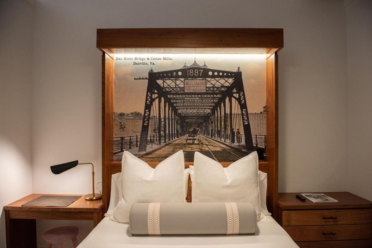 Vantage Art Flats Aparthotel แดนวิลล์ ภายนอก รูปภาพ